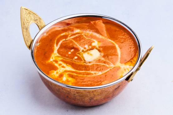 Butter Chicken + Plain Naan + One Drink (Mango Lassi/Cold Drink)